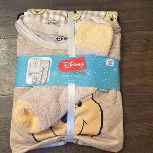 Disney Beige Winnie the Pooh Sleepwear Set size small